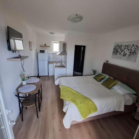 Apartments Venci Bibinje Luaran gambar