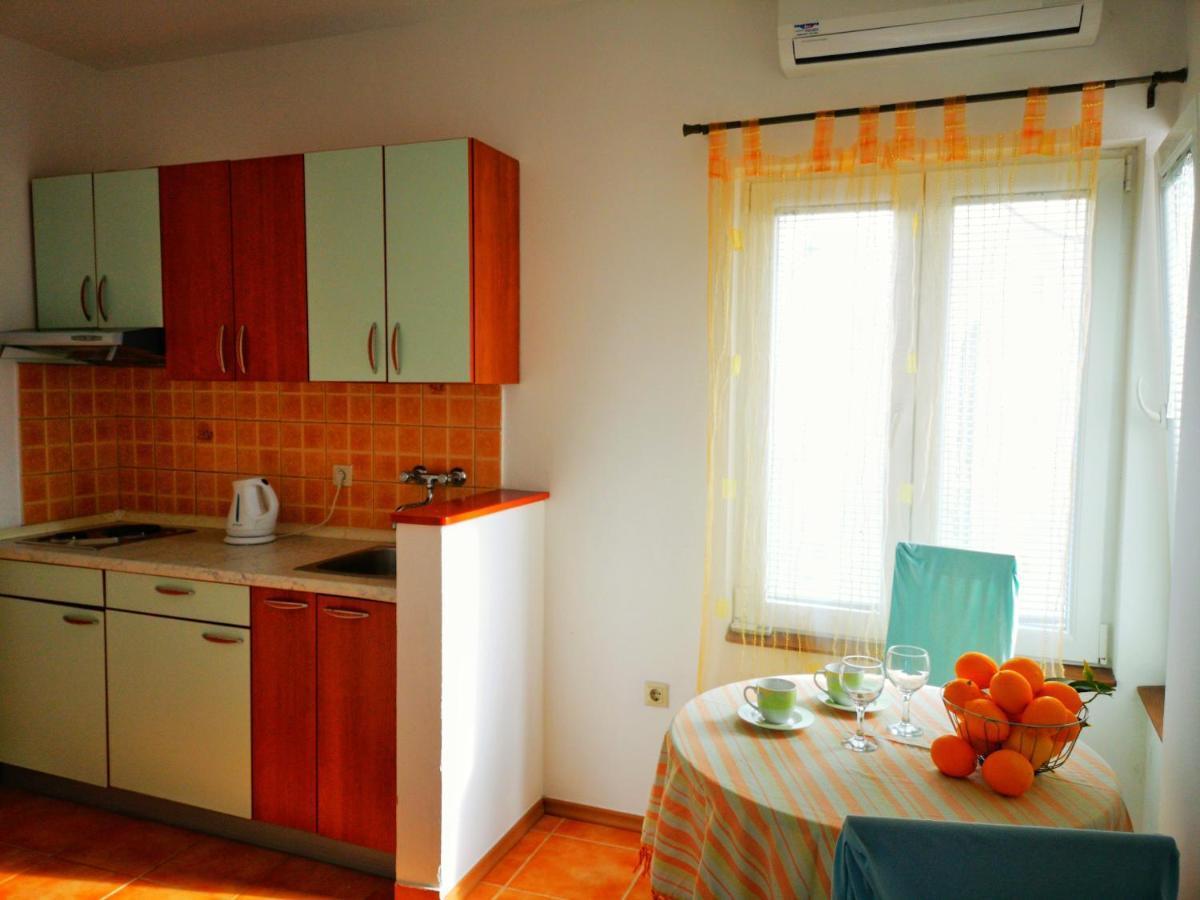 Apartments Venci Bibinje Luaran gambar