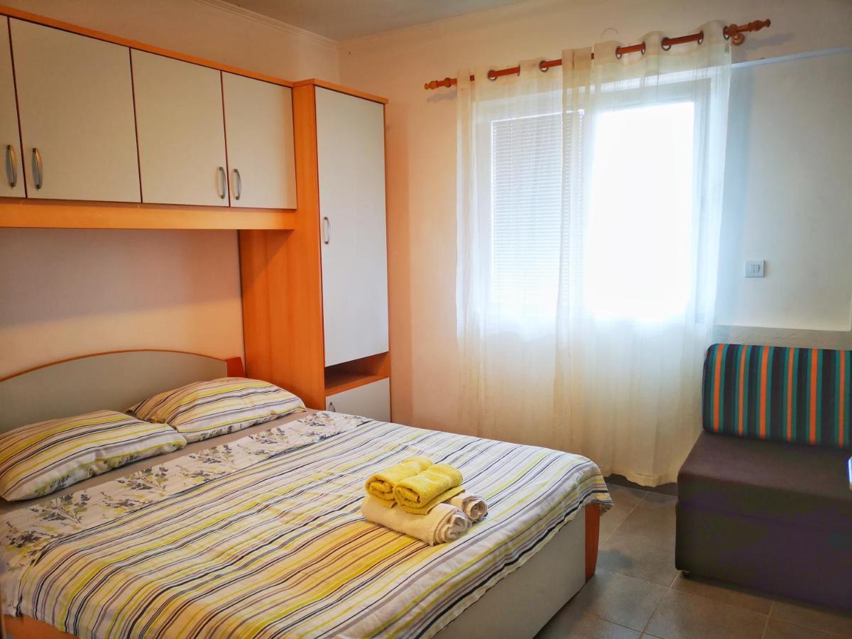 Apartments Venci Bibinje Luaran gambar